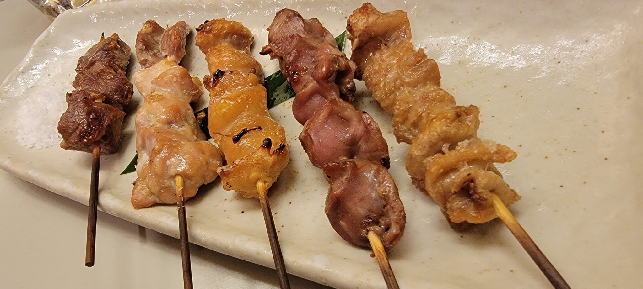 鳥九で夜遅くまで焼き鳥と日本酒【横手飲み】 旅人になりたい 鳥九で夜遅くまで焼き鳥と日本酒【横手飲み】 旅人になりたい